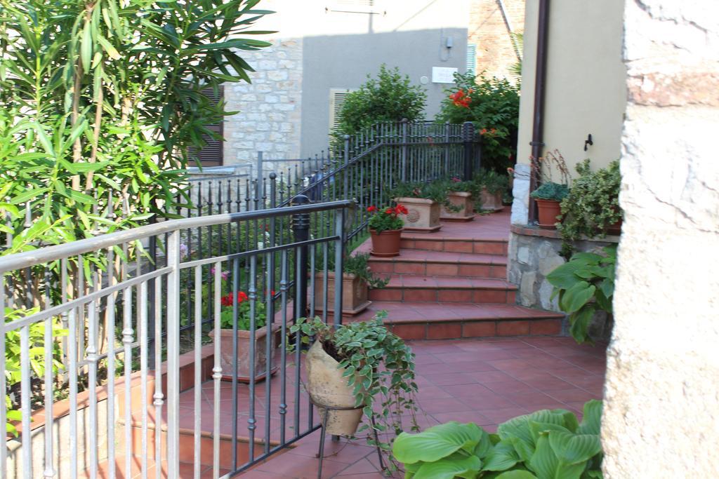 博尔戈圣洛伦萨维诺公寓 San Savino  外观 照片